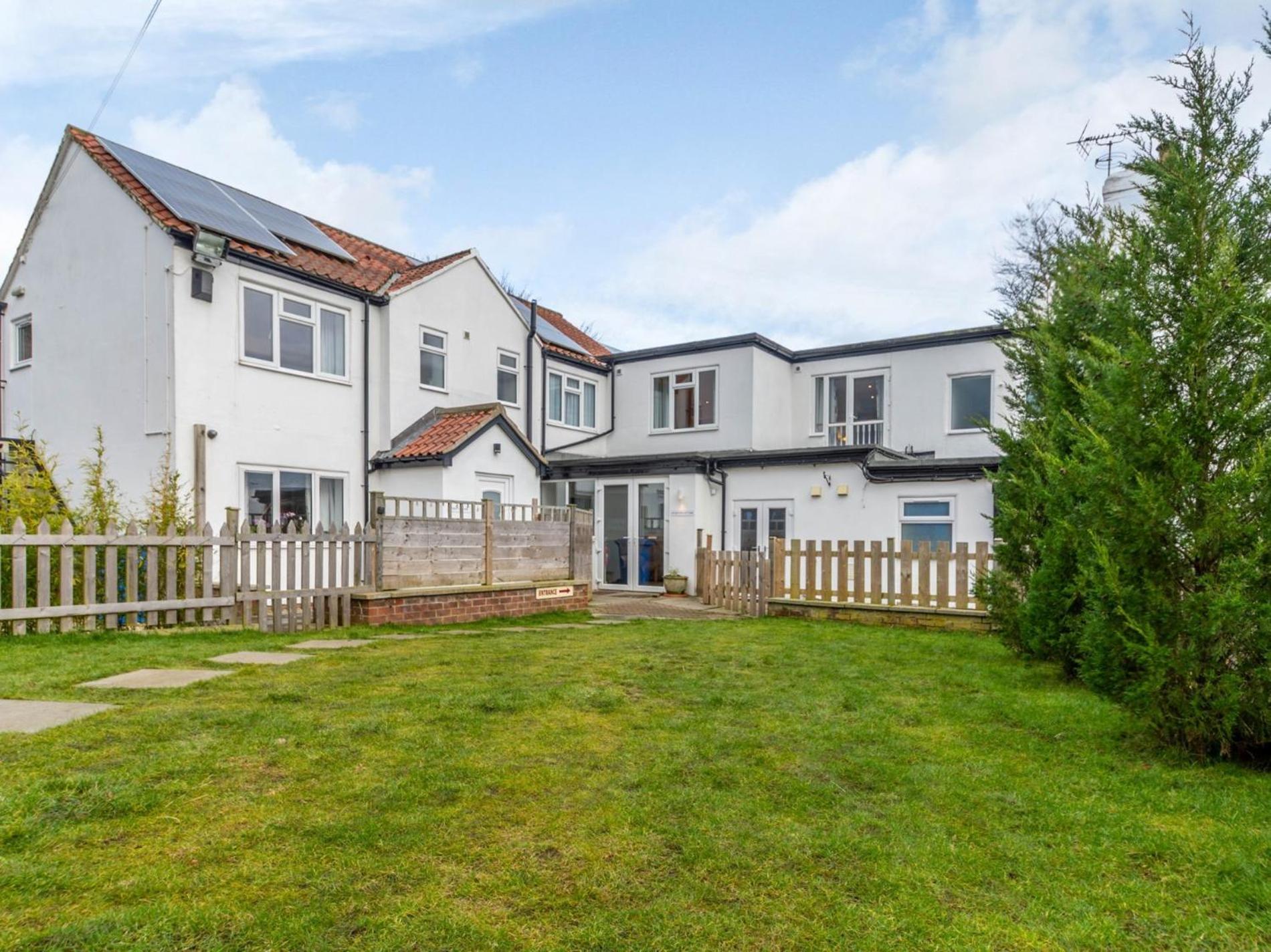 Villa 4 Bed In Langtoft 81235 à Weaverthorpe Extérieur photo